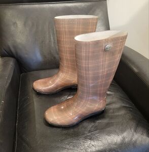 UGG SHANE pink Plaid Rain Boots - Brown and Cream sz 7 women